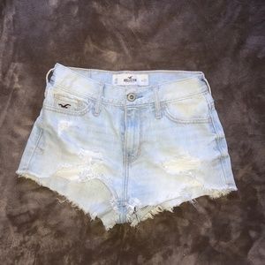 Hollister High rise shorts